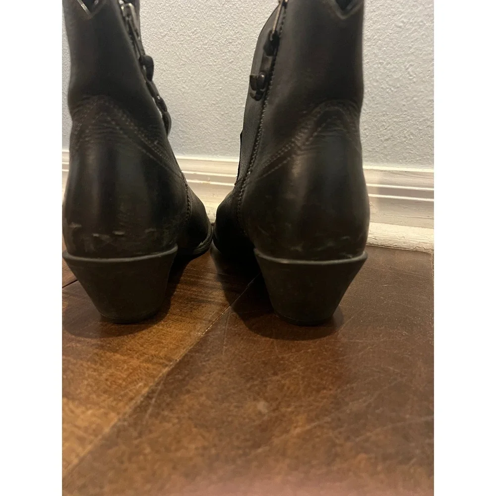 Ariat Black Leather Ankle Cowboy Western Zip‎ Up Boots Size 6